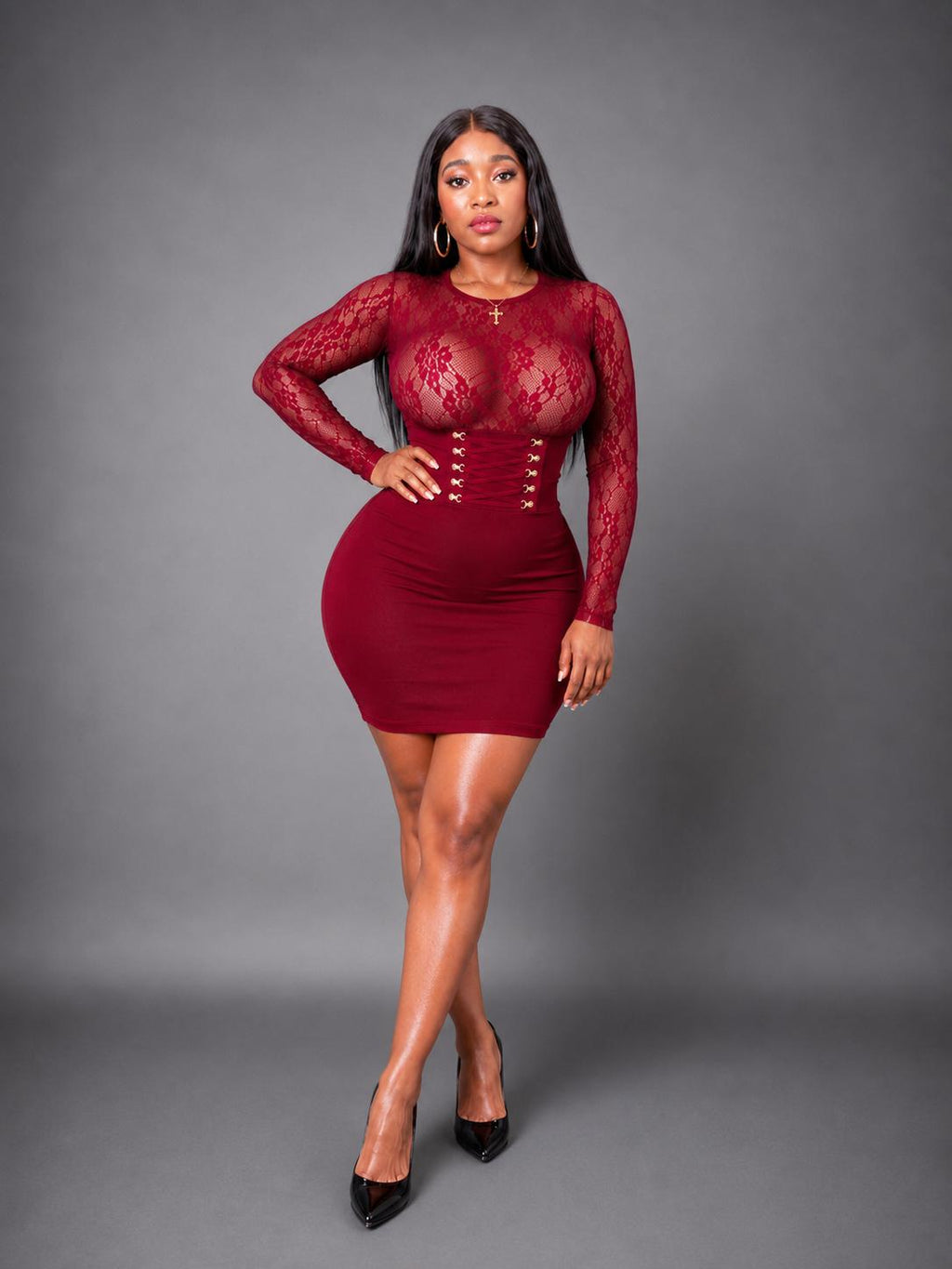 Robe de soirée élégante rouge tendance avec bandage intégré