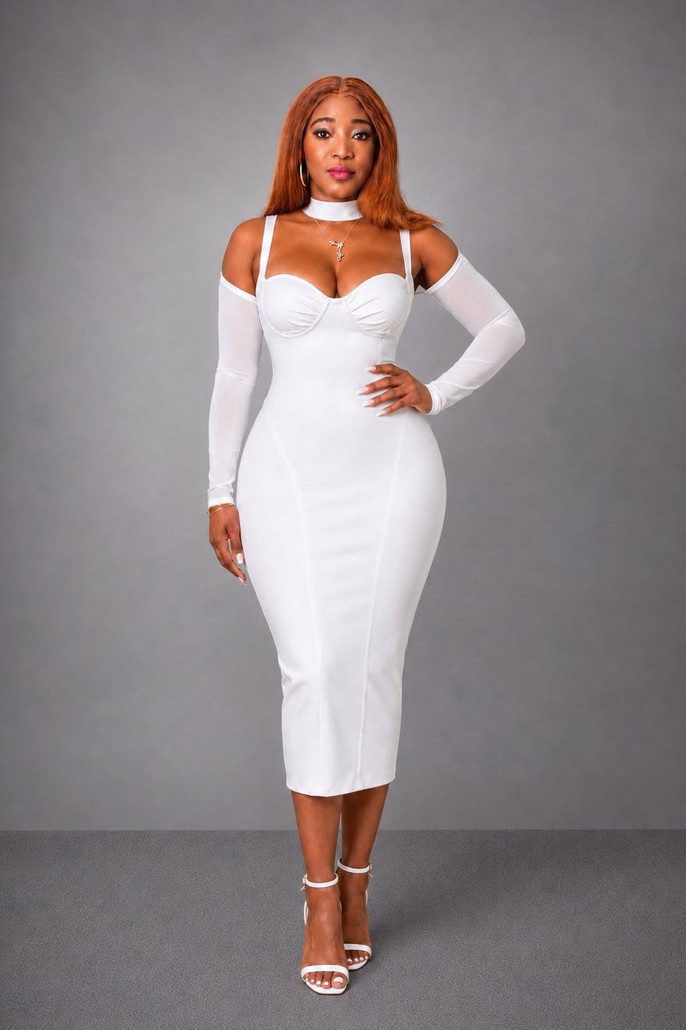 Robe longue de soirée en tissu premium, conçue pour sublimer votre silhouette