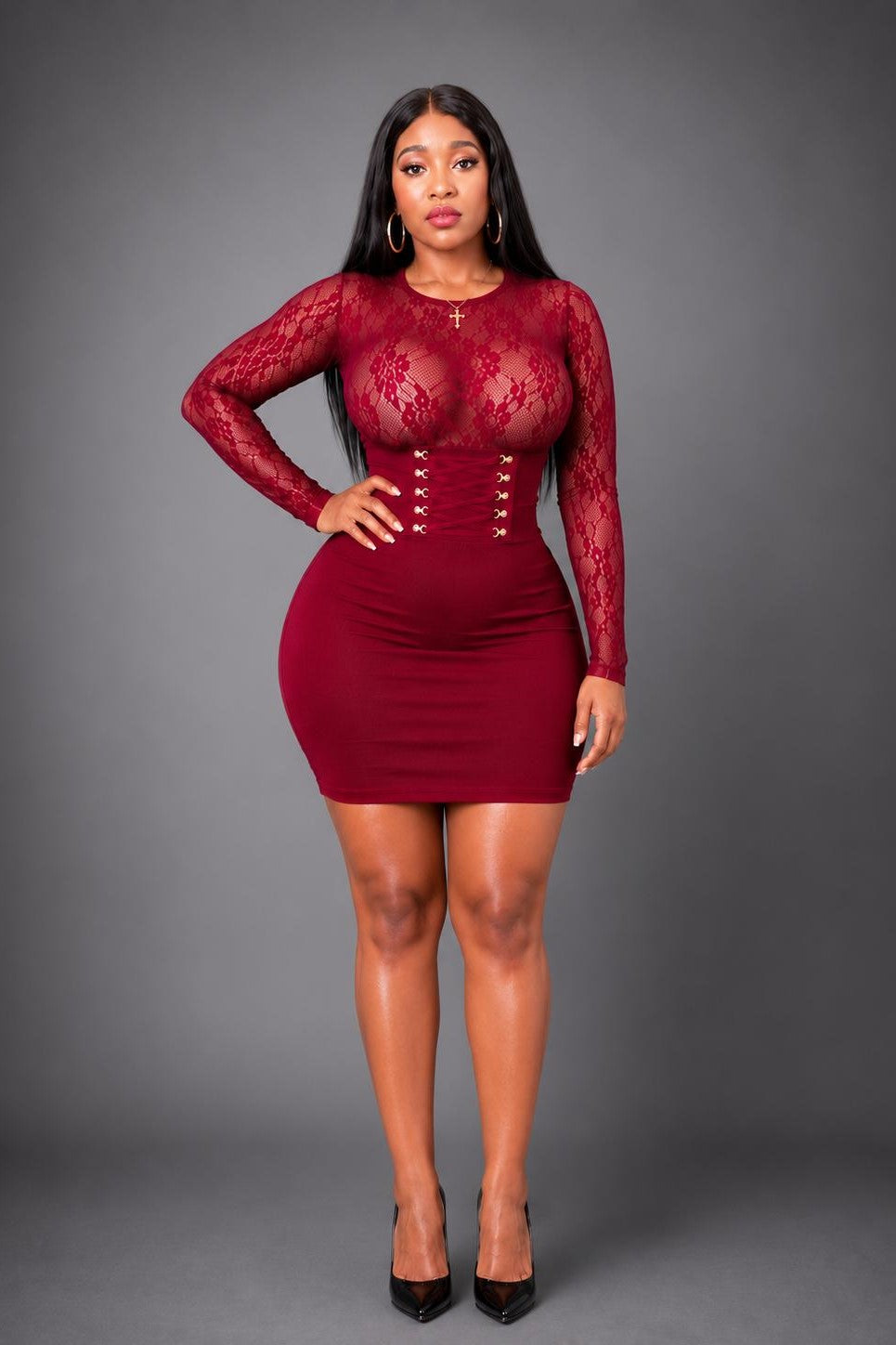 Robe de soirée élégante rouge tendance avec bandage intégré