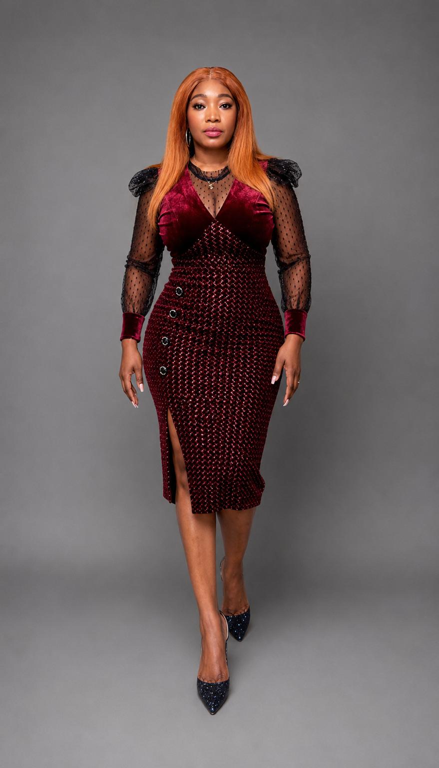 Robe d'Esmeralda, une création élégante qui allie sophistication et confort.