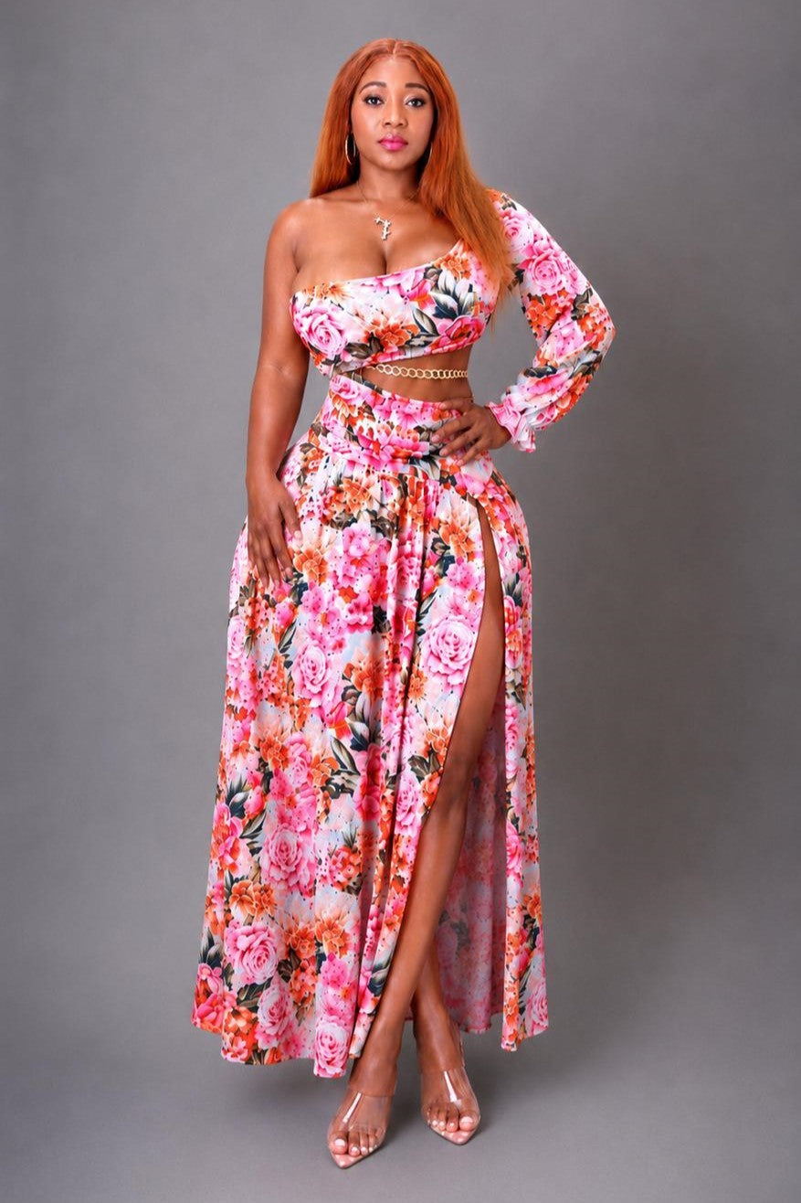 Découvrez la Robe d'Esmeralda, la pièce incontournable de notre nouvelle collection