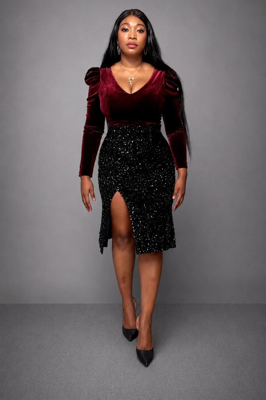Robe de cocktail élégante en velours à paillettes, parfaite pour vos soirées festives.