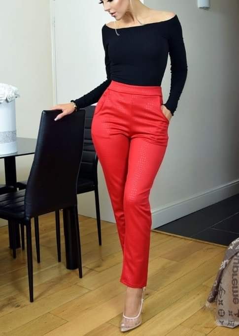 Découvrez notre collection exclusive de pantalons tendance pour femme.