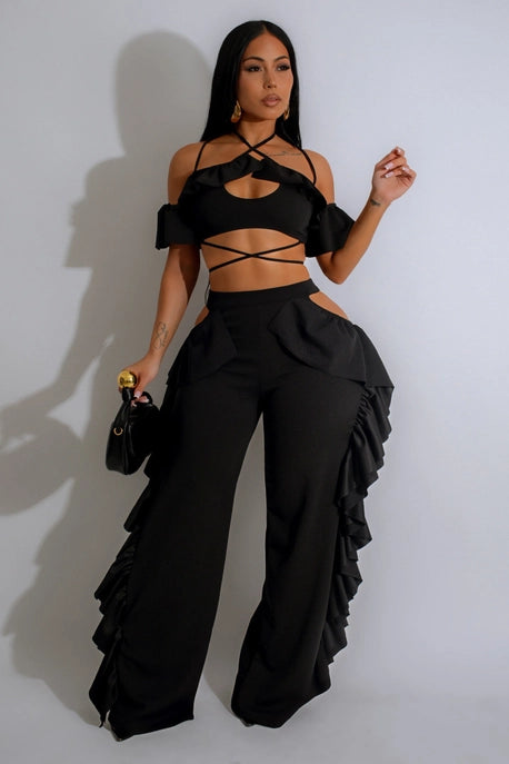 ENSEMBLE DE PANTALONS VOLANTÉS À BRETELLES
