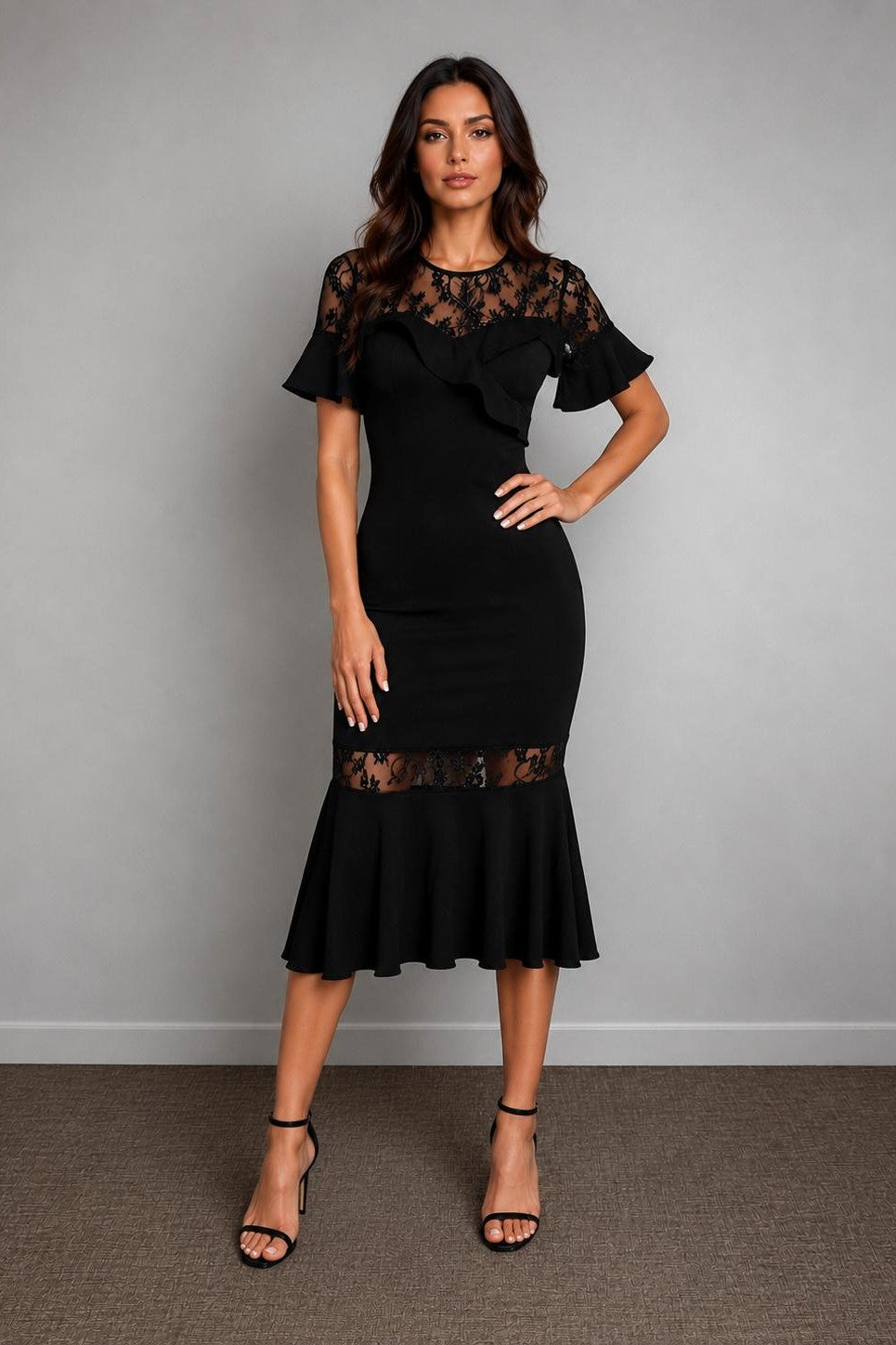 Robe sirène en dentelle transparente unie, manches évasées, longueur genou [Disponible en 3 tailles